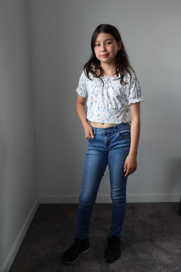 02,Zara Black Monarch 25 profile image