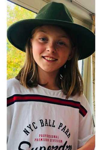 Mia Pilcher full2 profile image