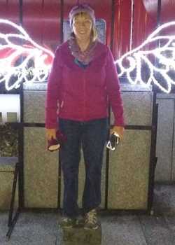 Ruth Davison full  profile image