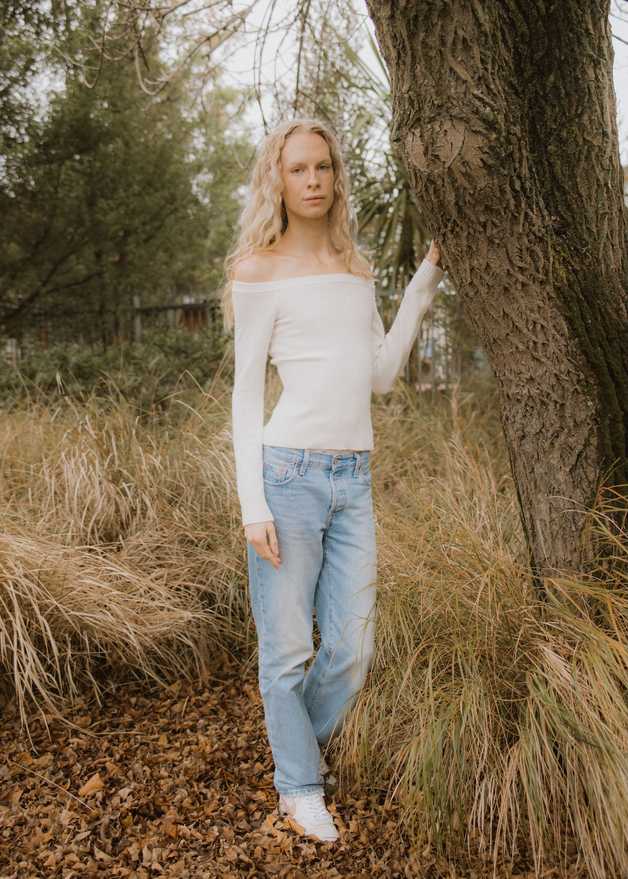 02,Ellis OBrien Monarch 26 profile image