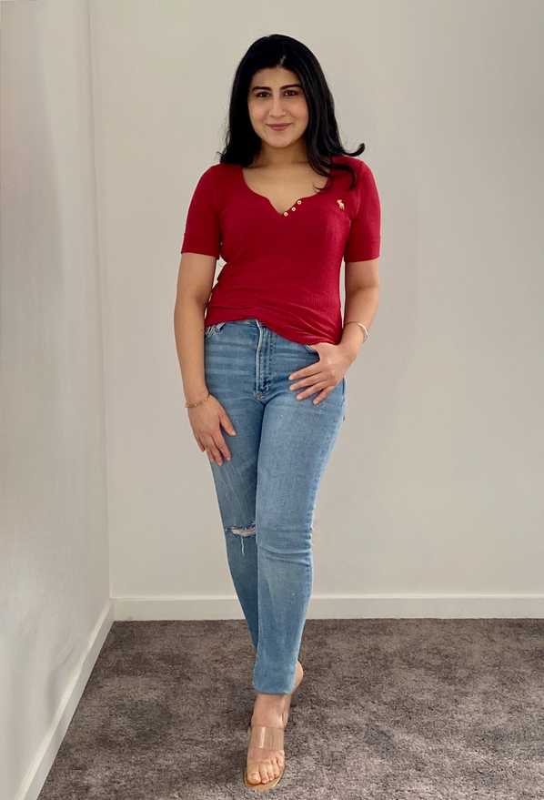 02,Oshin Walia Monarch 23 profile image