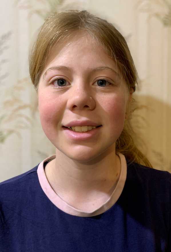 01,Pascalle McKenzie Monarch 22 profile image