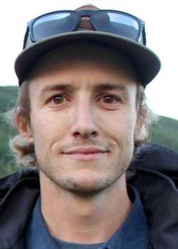 01,Toby Mills Headshot Monarch  profile image