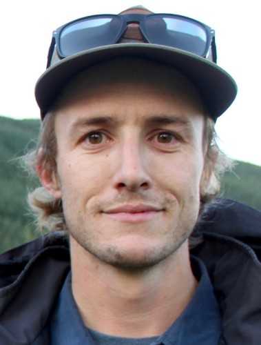 01,Toby Mills Headshot Monarch profile image