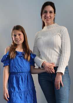 01,Mel and Ashlyn Monarch 24  profile image