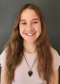 03,Mila Thurston Monarch 25  profile image