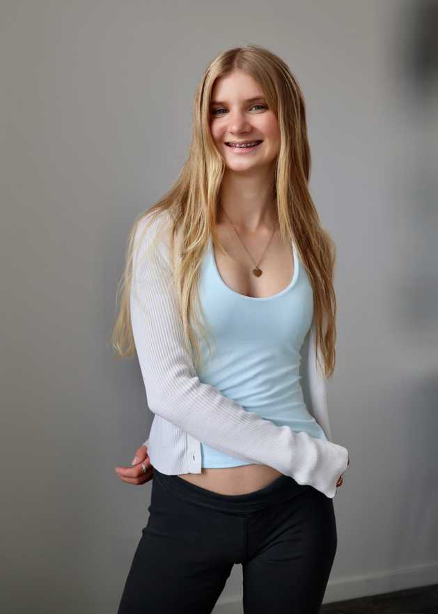 06,Amelie Dee Monarch 25 profile image