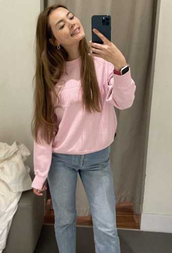 Kaiya Lloyd   Full Length profile image