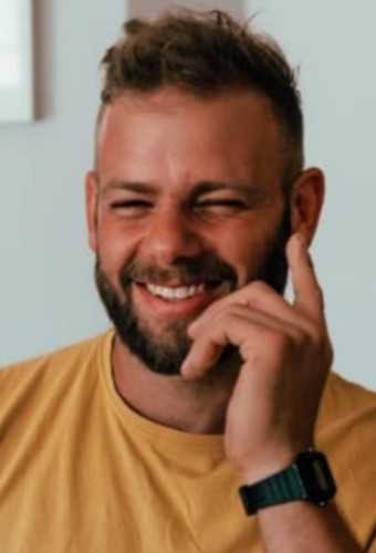 Lloyd Carrigan profile image