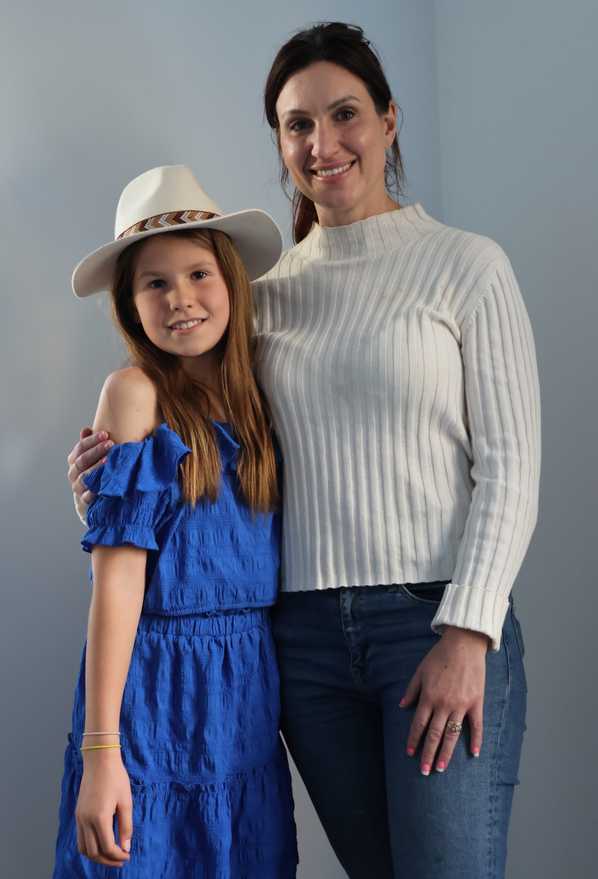 05,Mel and Ashlyn Monarch 24 profile image