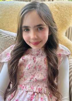 01,Philippa Amara McCarthy monarch 25  profile image