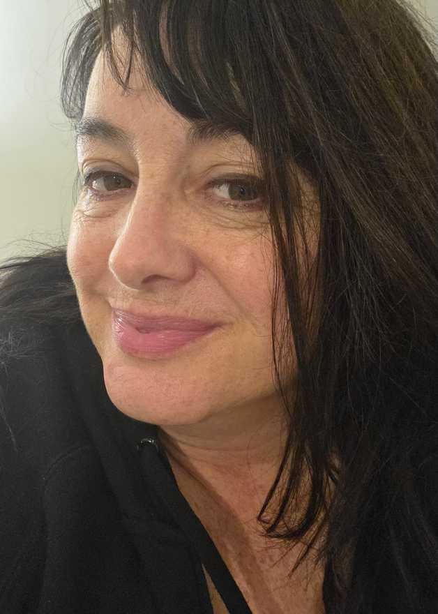 02,Carmen Houlahan Monarch 26 profile image