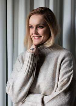 Jacqui Campbell Monarch 02  profile image