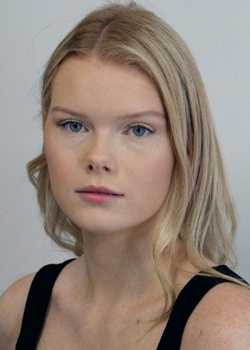 TAylor Smith McKay Monarch Headshot 1  profile image