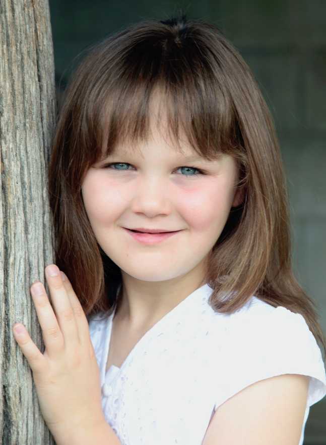 1,sophia cadogan monarch 02 profile image