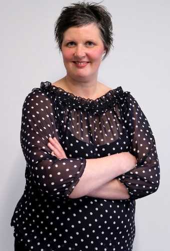 Raewyn Malcolm Monarch Aug21 Midlength 2 profile image