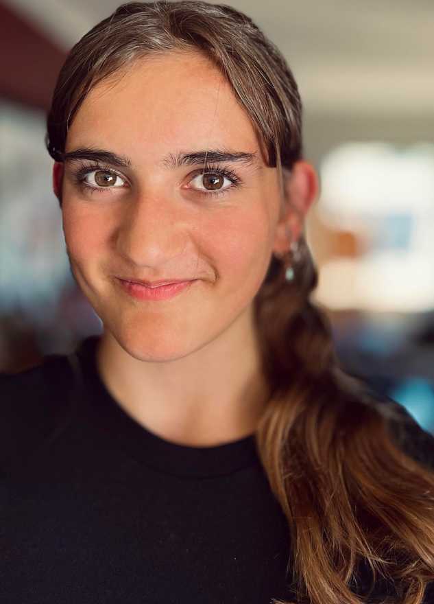 04,Luana Kirchoff Monarch 24  profile image