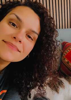 01,Carolina Oliveira Monarch 25  profile image