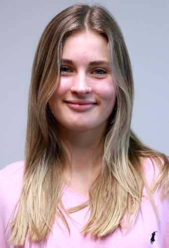 Holly Hanckel Monarch July2021 6 profile image