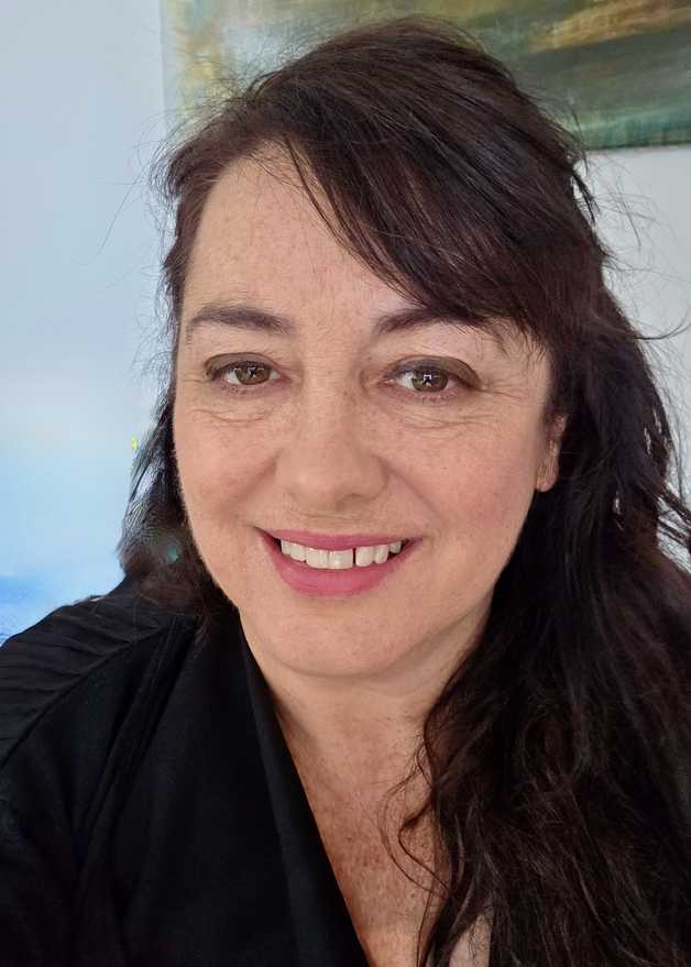 01,Carmen Houlahan Monarch 26 profile image