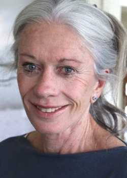 03,Sue Farry Monarch 00  profile image