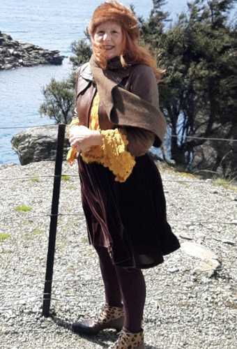 Geraldine Kevill Full length profile image