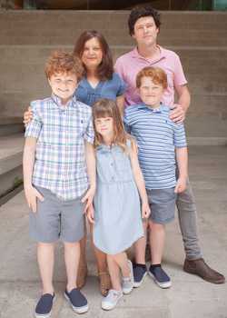 1,Hendry Family Monarch 20  profile image