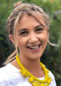 Lauren Smith  profile image