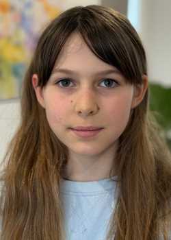 01,Julia V Monarch 25   profile image