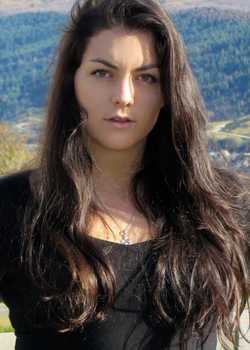 01,Anna Riksen Monarch  profile image