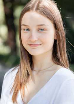 2,Stevie Lorraine Monarch 21  profile image