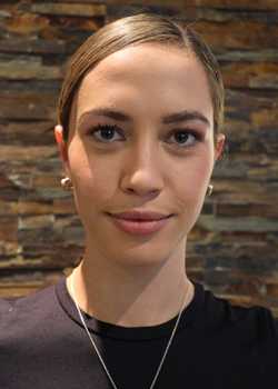 01,Reina Webster Monarch 24  profile image