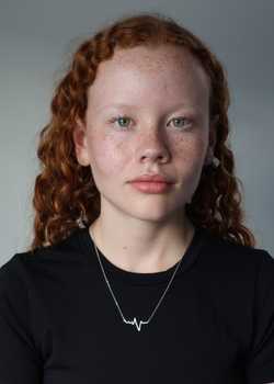 01,Bella Scott Monarch 26  profile image