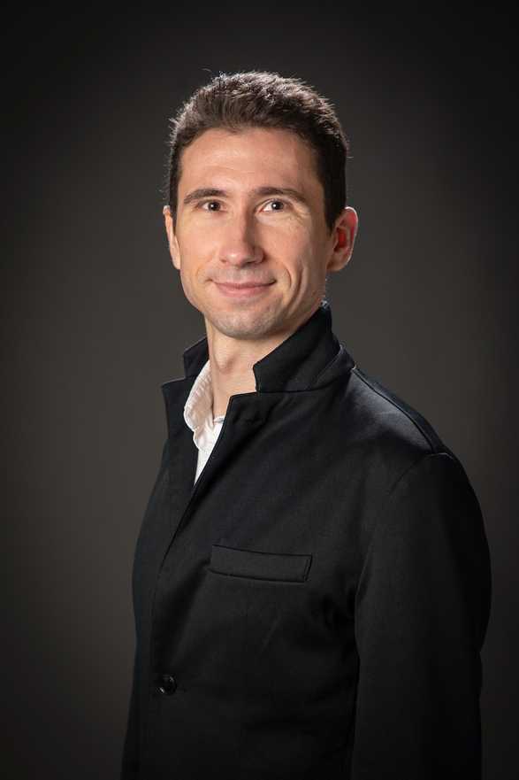 03,Sergey Sushinsky Monarch 22 profile image