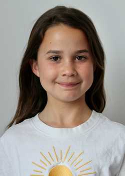 01,Mila Thurston Monarch 21  profile image