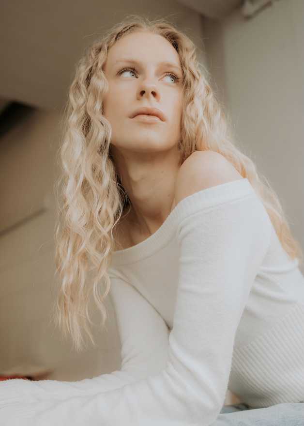 04,Ellis OBrien Monarch 26 profile image