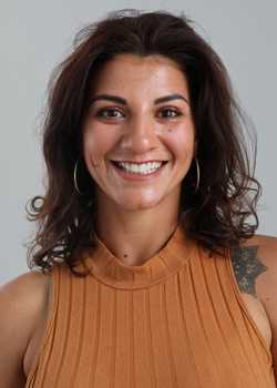 03,Cristielle Perotoni cardoso Monarch 25  profile image
