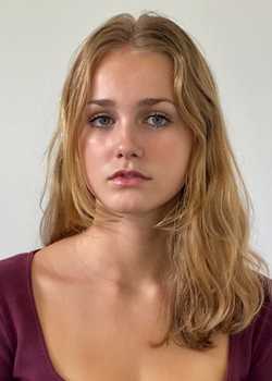 03,Sasha McKenzie Monarch 23  profile image