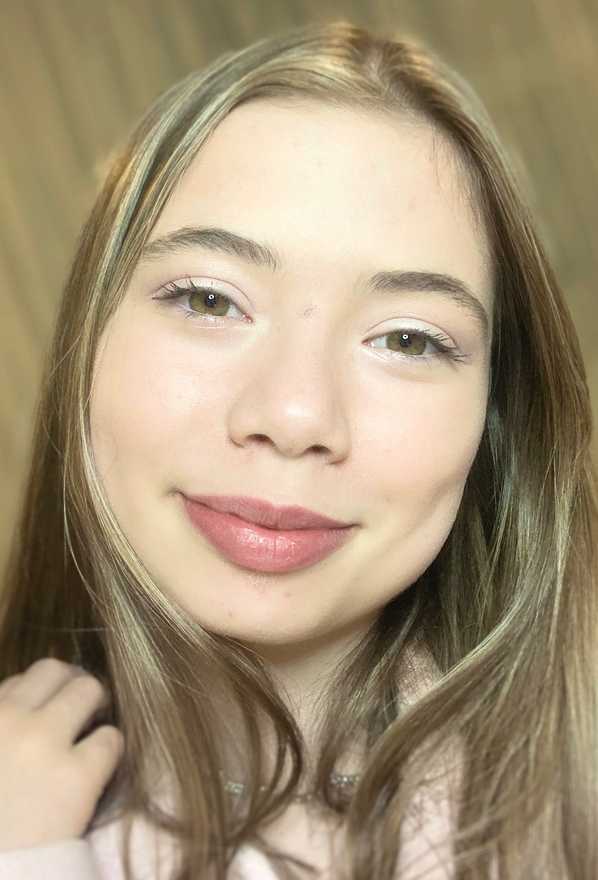 04,Lucienne Holtz Monarch 21 profile image