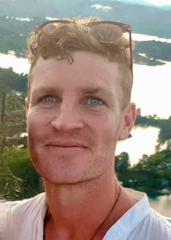 03,Zeb Horrell Monarch 24  profile image