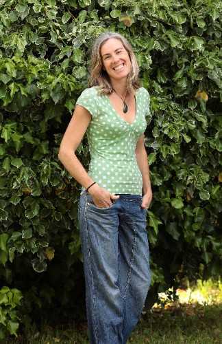 Nicola Woods Monarch 003 profile image