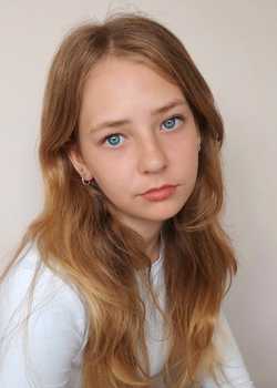 01,Amelia Bell Monarch 25  profile image