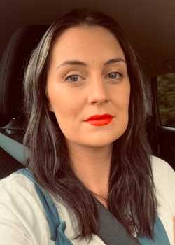 Jessica Brown  profile image