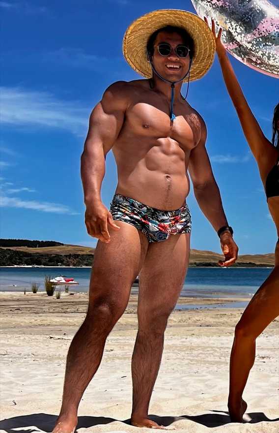 2,Roman Blackman Monarch 22 1 profile image