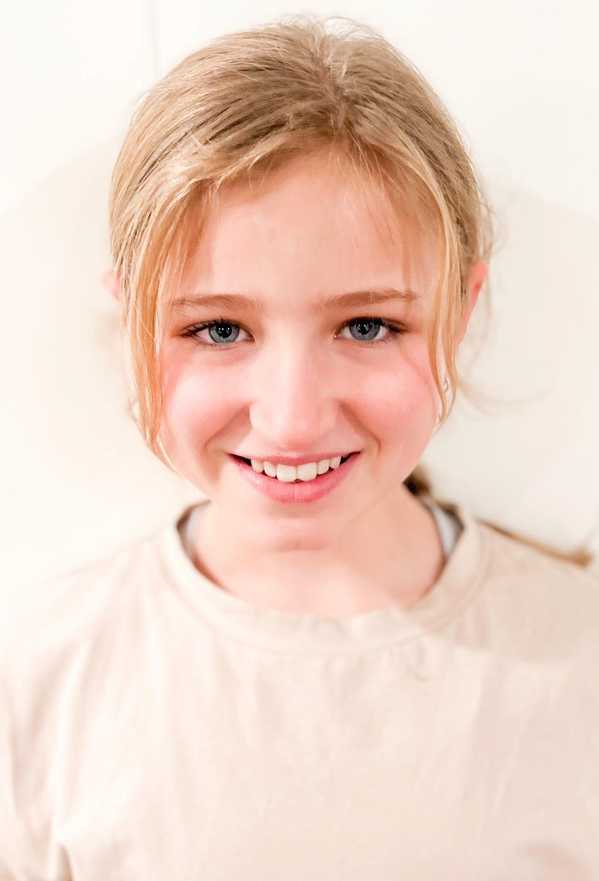 01,Lillyana Bradley Monarch 23 profile image