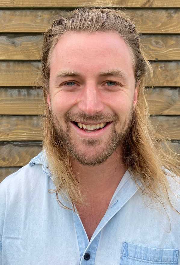 01,Simon Lee Monarch 23 profile image