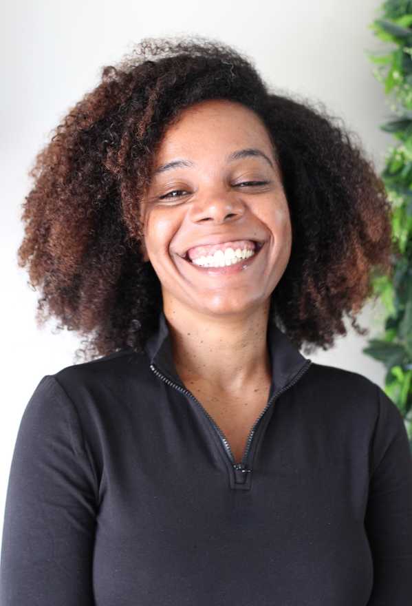 06,Debora Simao Conceicao Monarch 24 profile image