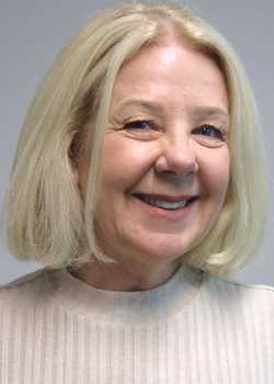 Margo Lombardi Monarch 2021 Headshot 5  profile image