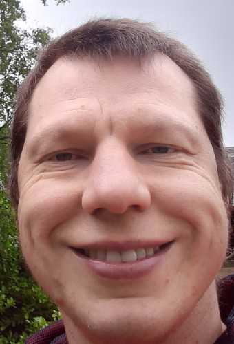 01,Paul Dixon Headshot profile image