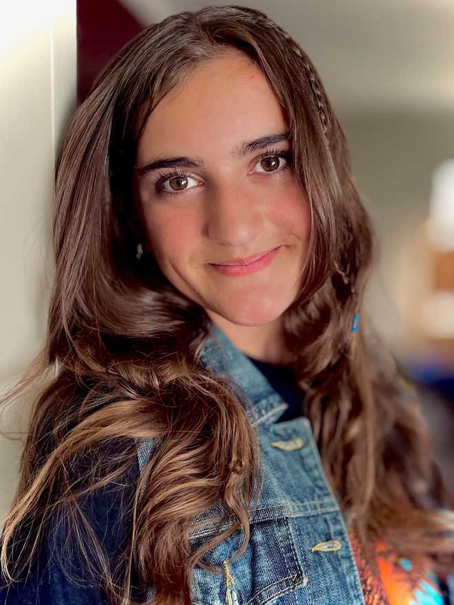 07,Luana Kirchoff Monarch 24  profile image